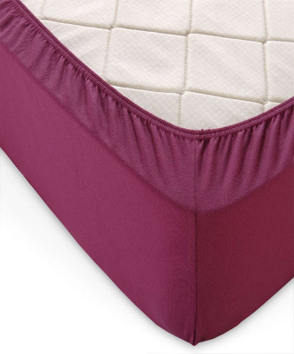 Трикотажная простынь на резинке марсала