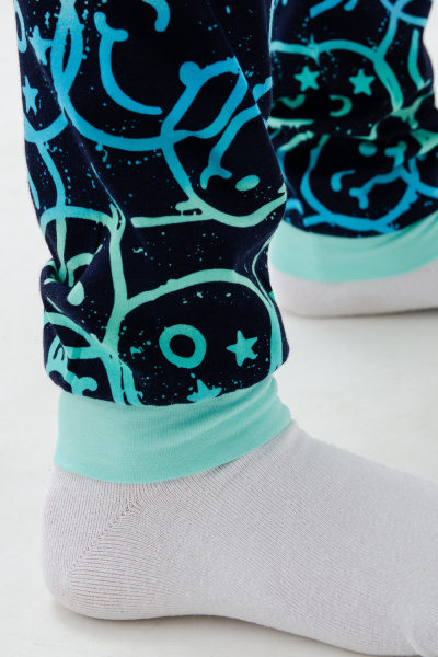 f1d55c7a-5346-421a-a569-ccea034aa3b6